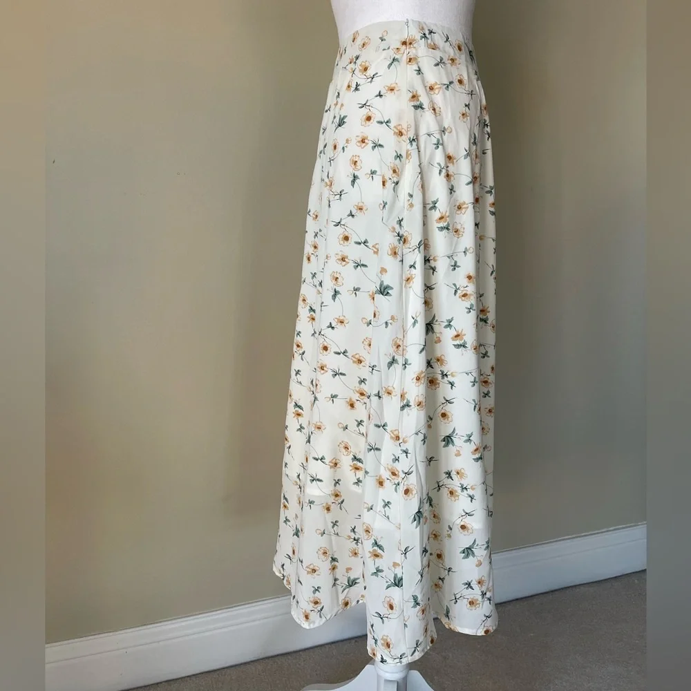 DAZY Allover Floral Print High Waist Lined Maxi Skirt, Ruffle Fall EUC Size 4